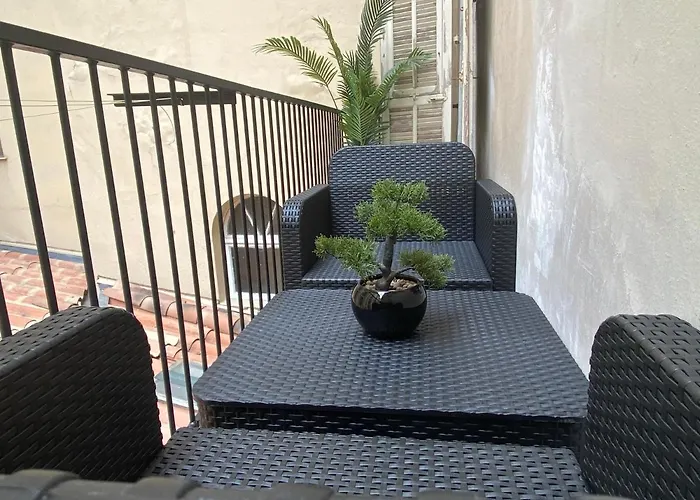 Zen And Charming - Center -5 Min Walk To Sea- 2Br