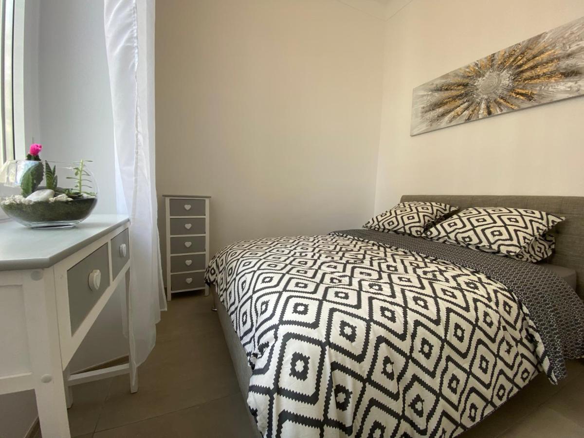 Appartement Zen And Charming - Center -5 Min Walk To Sea- 2br